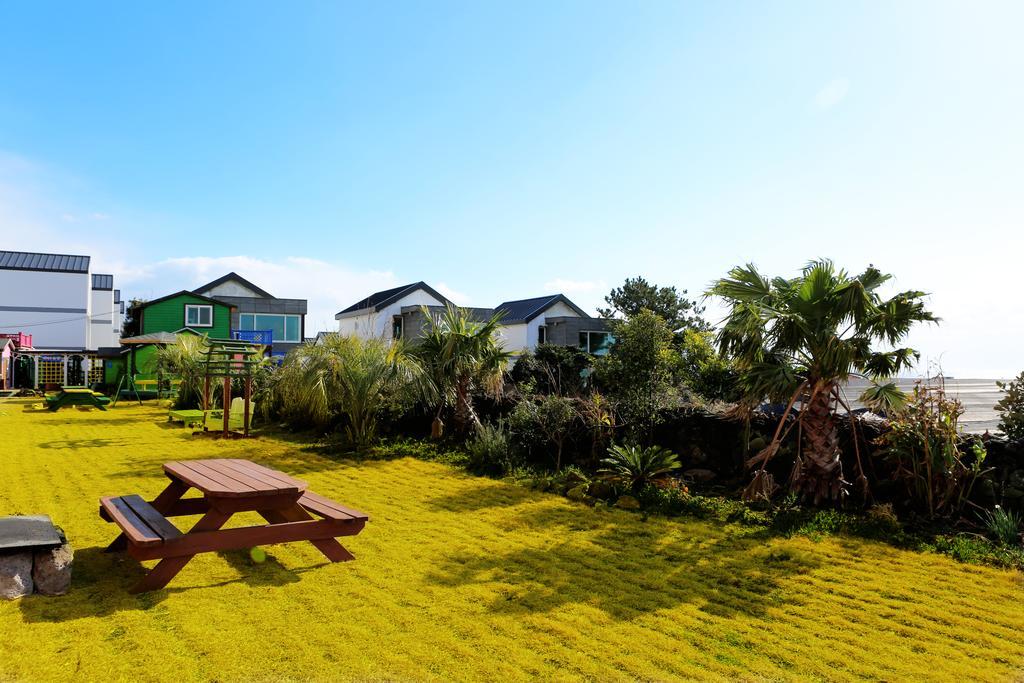 Haevichi Pension ซอกวีโพ ภายนอก รูปภาพ