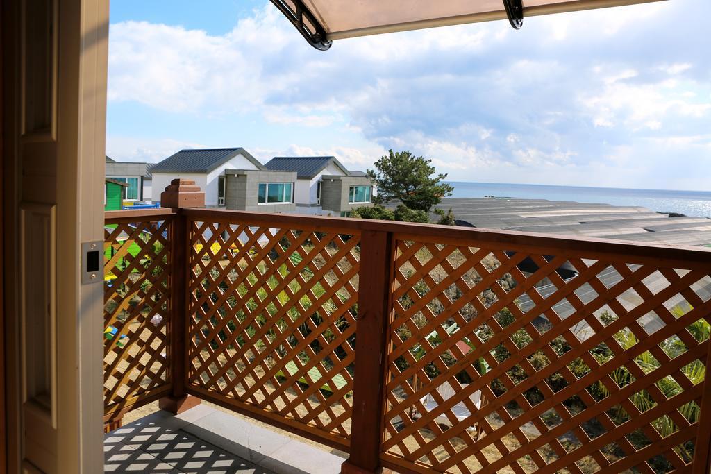Haevichi Pension ซอกวีโพ ภายนอก รูปภาพ